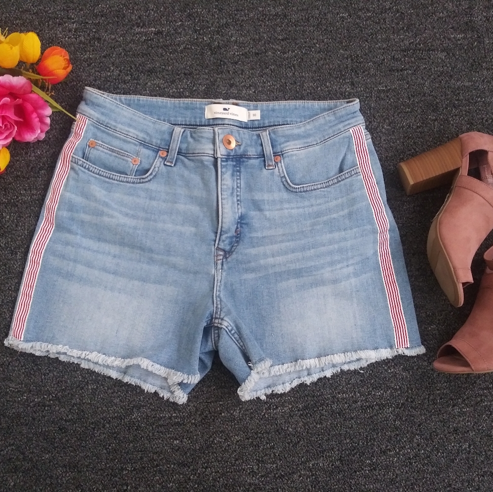 Vineyard Vines Shorts